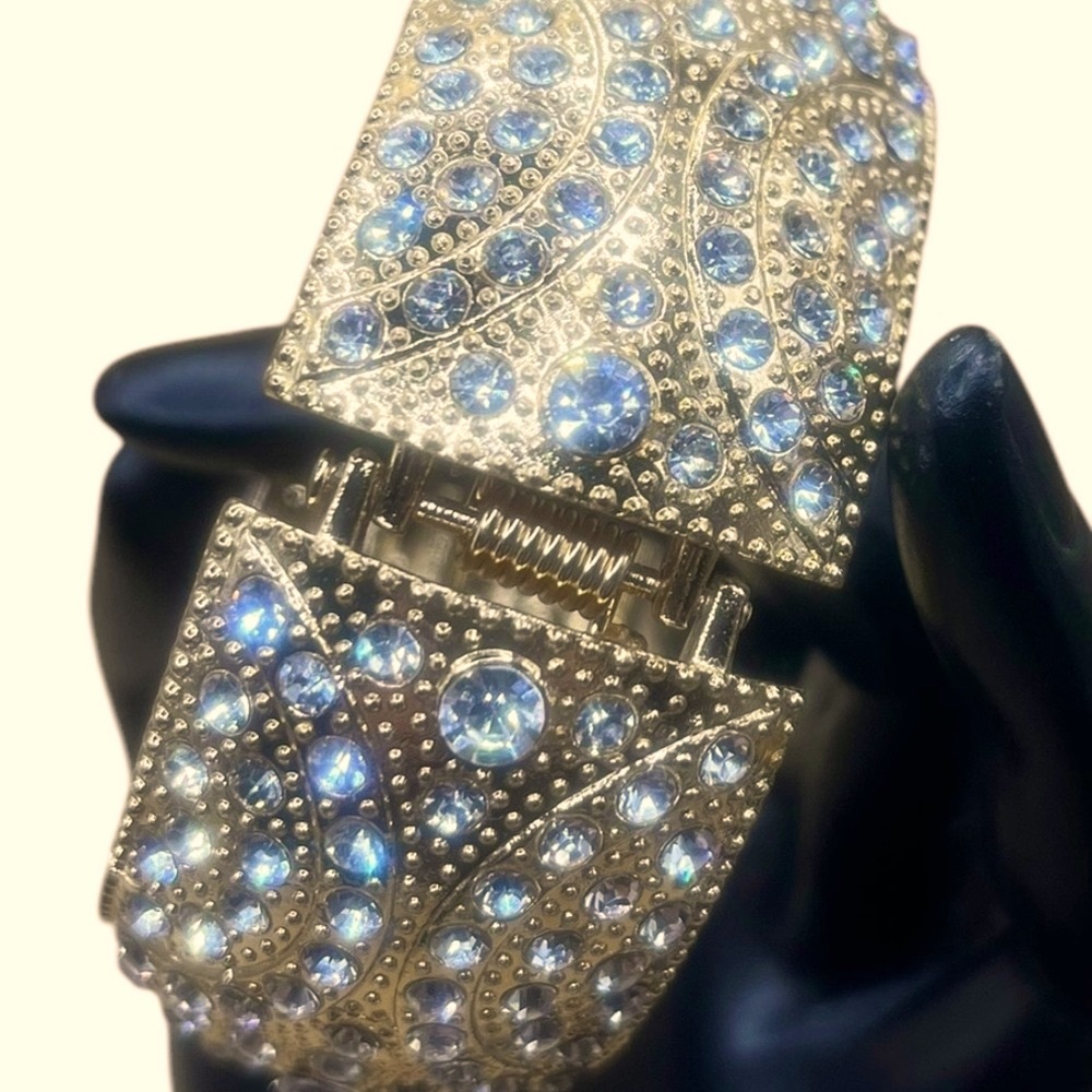 Sparkling Gold Rhinestone Bracelet - Picture 9 of 11